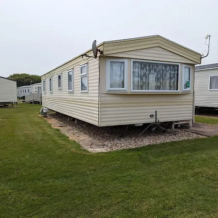 Butlins Skegness 8 Berth Caravan With Free Wifi And Bedding Exterior photo