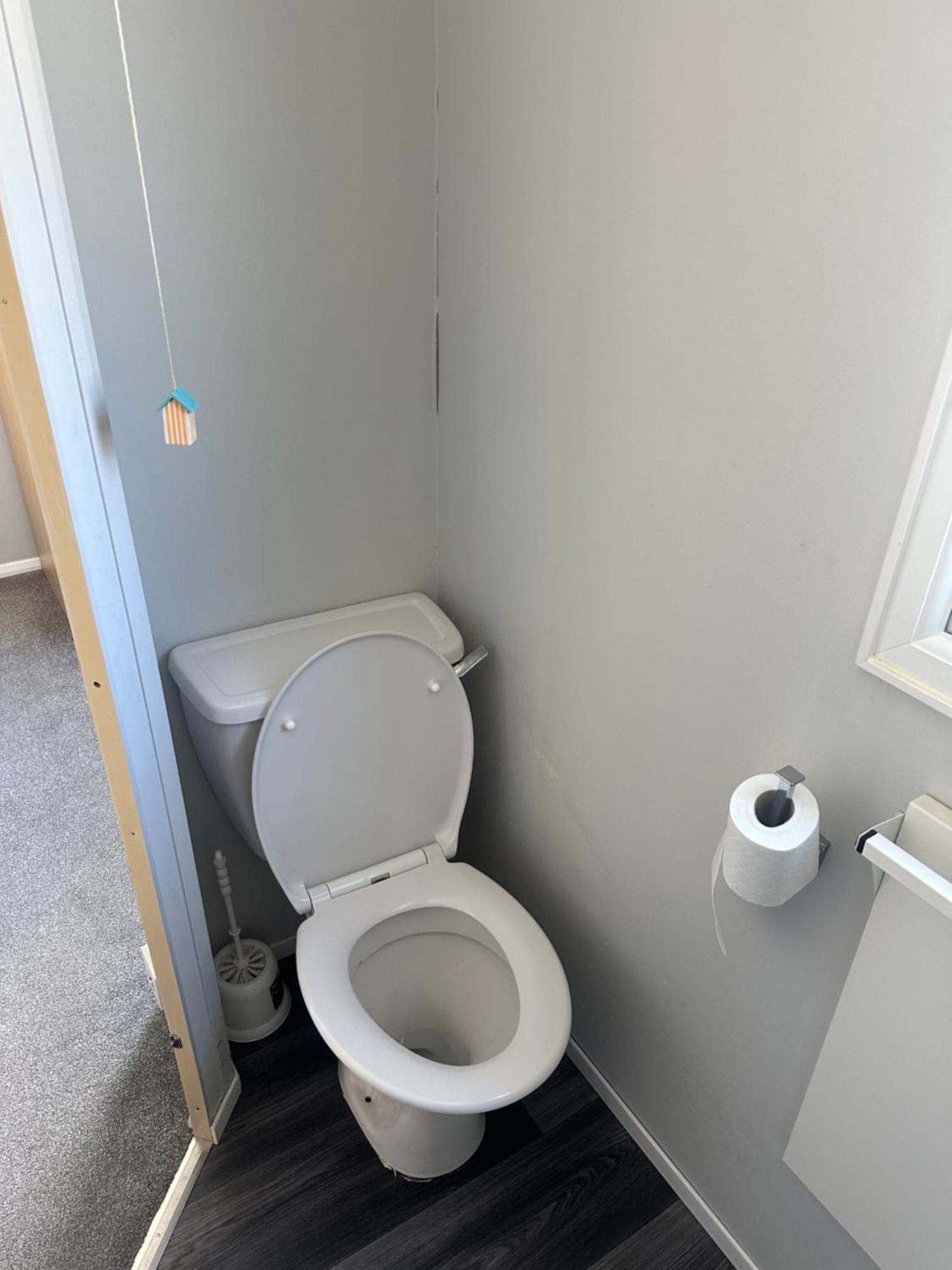Butlins Skegness 8 Berth Caravan With Free Wifi And Bedding
